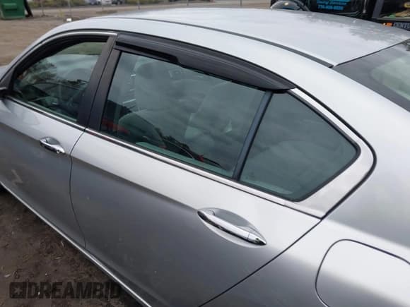 ✅ 2014 Honda Accord LX • VIN: 1HGCR2F32EA226916 • Лот: 43789242. Опубликован ранее на IAAI с пробегом 92 939 миль. Бесплатный доступ к архиву аукционных продаж из США и подробный отчёт об истории автомобиля на DreamBid. Изображение 14.