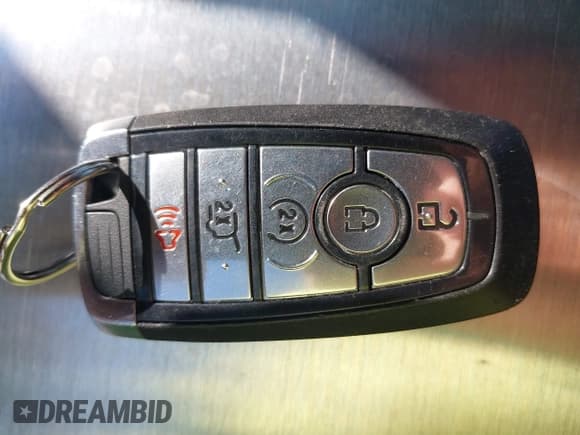 ✅ 2025 Ford Explorer ST-Line • VIN: 1FMUK7KH0SGA99562 • Лот: 43343916. Опубликован ранее на IAAI с пробегом 8 394 миль. Бесплатный доступ к архиву аукционных продаж из США и подробный отчёт об истории автомобиля на DreamBid. Изображение 11.