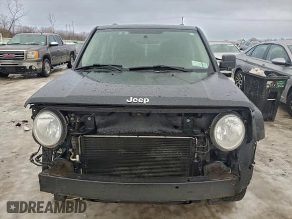 ✅ 2015 Jeep Patriot Latitude • VIN: 1C4NJRFB7FD290464 • Lot: 96131035. Listed on Copart with 66,015 mi. Free auction sales archive from the USA and detailed vehicle history report at DreamBid. Image 5.