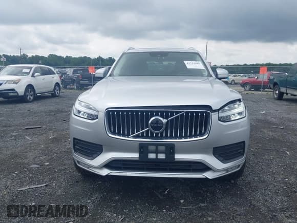 ✅ 2020 Volvo XC90 Momentum • VIN: YV4102PK2L1544616 • Lot: 42733502. Listed on IAAI with 72,035 mi. Free auction sales archive from the USA and detailed vehicle history report at DreamBid. Image 12.