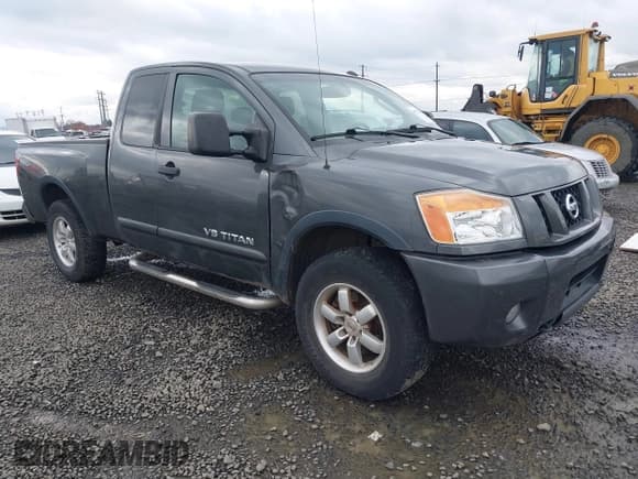 ✅ 2008 Nissan Titan XE • VIN: 1N6AA06C48N355915 • Лот: 40775267. Опубликован ранее на IAAI с пробегом 137 429 миль. Бесплатный доступ к архиву аукционных продаж из США и подробный отчёт об истории автомобиля на DreamBid. Изображение 1.