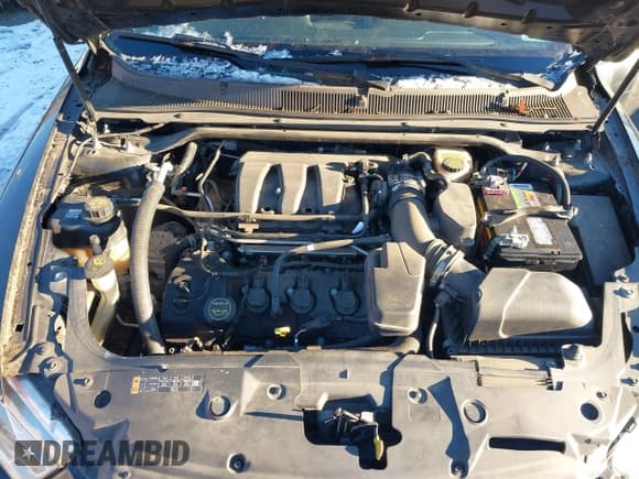 ✅ 2014 Ford Taurus Limited • VIN: 1FAHP2F87EG183389 • Lot: 43900226. Wystawiony na IAAI z przebiegiem 163 918 mil. Bezpłatny archiwum sprzedaży aukcyjnych z USA i szczegółowy raport historii pojazdu na DreamBid. Zdjęcie 10.