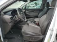 ✅ 2020 Hyundai Santa Fe SEL • VIN: 5NMS33AA7LH191834 • Lot: 59259894. Wystawiony na Copart z przebiegiem 38 898 mil. Bezpłatny archiwum sprzedaży aukcyjnych z USA i szczegółowy raport historii pojazdu na DreamBid. Zdjęcie 7.