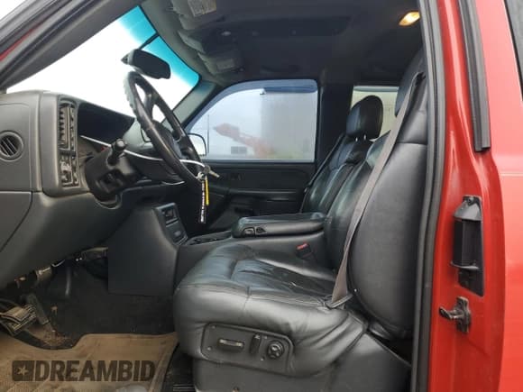 ✅ 2002 GMC Sierra 1500 SLE • VIN: 2GTEK19T521241062 • Lot: 82465625. Listed on Copart with 212,956 mi. Free auction sales archive from the USA and detailed vehicle history report at DreamBid. Image 7.