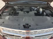 ✅ 2016 Chevrolet Suburban LS • VIN: 1GNSCGKC8GR150192 • Lot: 76995214. Wystawiony na Copart z przebiegiem 141 831 mil. Bezpłatny archiwum sprzedaży aukcyjnych z USA i szczegółowy raport historii pojazdu na DreamBid. Zdjęcie 12.