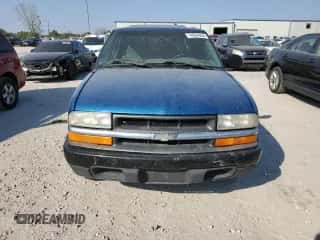 2001 Chevrolet S-10 с VIN 1GCCS195018103496, выставлен на аукционе Copart как лот 74534354 с пробегом 271 030 миль миль и Списание • Salvage title. История ставок и продаж доступна на DreamBid. Изображение 5.