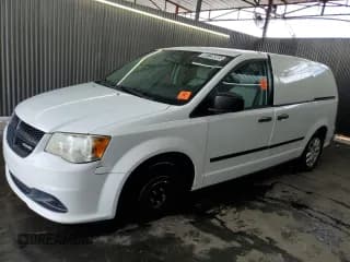 ✅ 2014 Ram Cargo Van Tradesman • VIN: 2C4JRGAG8ER428197 • Lot: 69726885. Wystawiony na Copart z przebiegiem 174 129 mil. Bezpłatny archiwum sprzedaży aukcyjnych z USA i szczegółowy raport historii pojazdu na DreamBid. Zdjęcie 1.