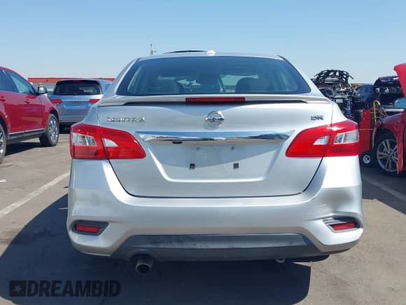 ✅ 2017 Nissan Sentra S • VIN: 3N1AB7AP2HY365481 • Lot: 42923465. Wystawiony na IAAI z przebiegiem 80 628 mil. Bezpłatny archiwum sprzedaży aukcyjnych z USA i szczegółowy raport historii pojazdu na DreamBid. Zdjęcie 16.