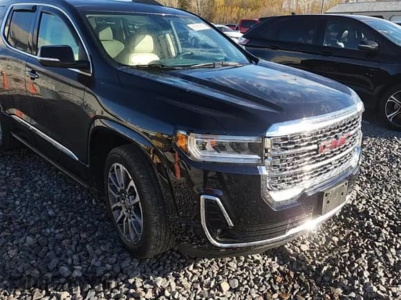 ✅ 2021 GMC Acadia Denali • VIN: 1GKKNXLS0MZ133489 • Lot: 91686965. Listed on Copart with 63,953 mi. Free auction sales archive from the USA and detailed vehicle history report at DreamBid. Image 14.