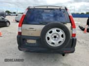 ✅ 2006 Honda CR-V LX • VIN: JHLRD68556C011956 • Lot: 92381125. Wystawiony na Copart z przebiegiem 123 427 mil. Bezpłatny archiwum sprzedaży aukcyjnych z USA i szczegółowy raport historii pojazdu na DreamBid. Zdjęcie 6.