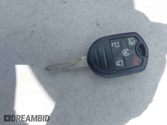 ✅ 2017 Ford Taurus SEL • VIN: 1FAHP2E81HG115577 • Лот: 43038557. Опубликован ранее на IAAI с пробегом 64 887 миль. Бесплатный доступ к архиву аукционных продаж из США и подробный отчёт об истории автомобиля на DreamBid. Изображение 11.