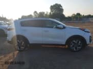 ✅ 2022 Kia Sportage EX • VIN: KNDPNCAC9N7991336 • Lot: 43001294. Wystawiony na IAAI z przebiegiem 37 246 mil. Bezpłatny archiwum sprzedaży aukcyjnych z USA i szczegółowy raport historii pojazdu na DreamBid. Zdjęcie 13.
