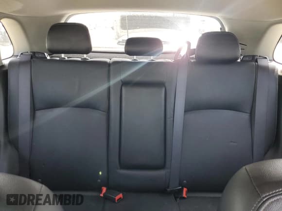 ✅ 2018 Mitsubishi Outlander SEL • VIN: JA4AR4AWXJU006168 • Лот: 53984965. Опубликован ранее на Copart с пробегом 104 860 миль. Бесплатный доступ к архиву аукционных продаж из США и подробный отчёт об истории автомобиля на DreamBid. Изображение 10.