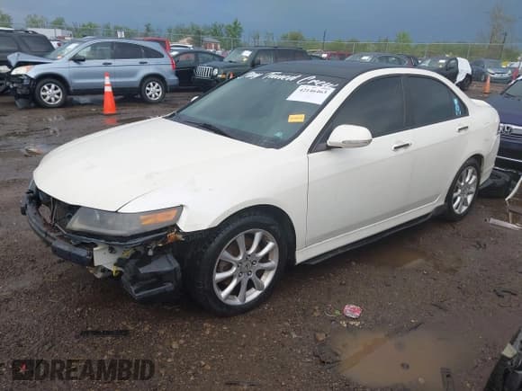 ✅ 2008 Acura TSX • VIN: JH4CL96848C020220 • Lot: 42146463. Listed on IAAI with 172,345 mi. Free auction sales archive from the USA and detailed vehicle history report at DreamBid. Image 18.