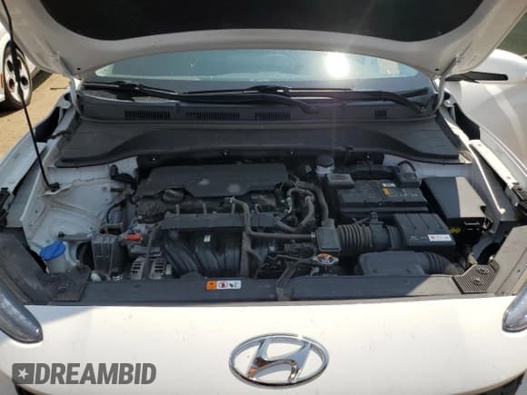 ✅ 2022 Hyundai Kona SEL • VIN: KM8K6CAB5NU884232 • Lot: 64621864. Listed on Copart with 42,680 mi. Free auction sales archive from the USA and detailed vehicle history report at DreamBid. Image 11.