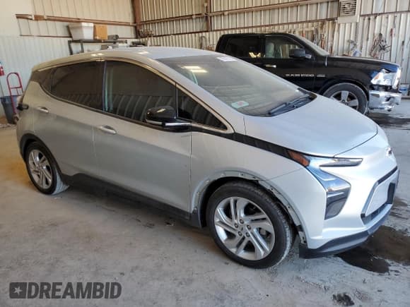 ✅ 2022 Chevrolet Bolt EV 1LT • VIN: 1G1FW6S05N4102346 • Lot: 80925764. Wystawiony na Copart z przebiegiem 60 850 mil. Bezpłatny archiwum sprzedaży aukcyjnych z USA i szczegółowy raport historii pojazdu na DreamBid. Zdjęcie 4.