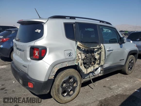 ✅ 2015 Jeep Renegade Latitude • VIN: ZACCJABH5FPC04864 • Лот: 67543935. Опубликован ранее на Copart с пробегом 86 561 миль. Бесплатный доступ к архиву аукционных продаж из США и подробный отчёт об истории автомобиля на DreamBid. Изображение 3.