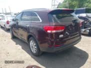 ✅ 2017 Kia Sorento LX • VIN: 5XYPGDA39HG311958 • Лот: 42569641. Опубликован ранее на IAAI с пробегом 133 413 миль. Бесплатный доступ к архиву аукционных продаж из США и подробный отчёт об истории автомобиля на DreamBid. Изображение 3.