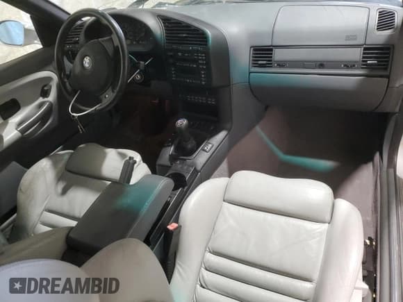 ✅ 1999 BMW 3 Series M3 • VIN: WBSBG9330XEY81402 • Lot: 87192194. Wystawiony na Copart z przebiegiem 215 226 mil. Bezpłatny archiwum sprzedaży aukcyjnych z USA i szczegółowy raport historii pojazdu na DreamBid. Zdjęcie 8.