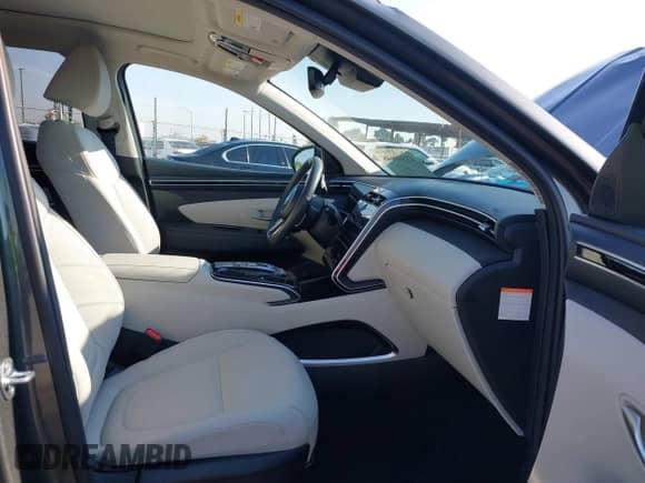 2024 Hyundai Tucson SEL Convenience z VIN KM8JCCD14RU214202, wystawiony jako IAAI lot #43540648 z przebiegiem 12 817 mil mil oraz . Historia ofert i sprzedaży dostępna na DreamBid. Obrazek 5.