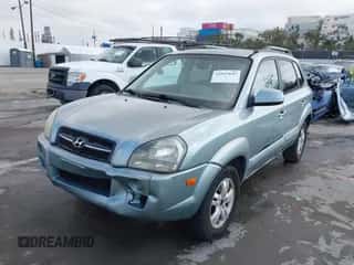 2007 Hyundai Tucson SE z VIN KM8JN12D37U489391, wystawiony jako IAAI lot #43527637 z przebiegiem 169 434 mil mil oraz . Historia ofert i sprzedaży dostępna na DreamBid. Obrazek 2.