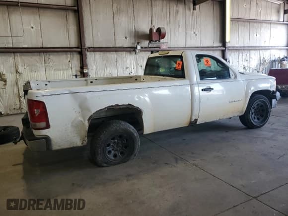 ✅ 2007 GMC Sierra 1500 Work Truck • VIN: 1GTEC14C97Z540234 • Лот: 80216405. Опубликован ранее на Copart с пробегом Не указан. Бесплатный доступ к архиву аукционных продаж из США и подробный отчёт об истории автомобиля на DreamBid. Изображение 3.