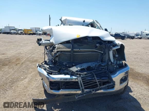 ✅ 2020 Ram 2500 Big Horn • VIN: 3C6UR5JL2LG167044 • Lot: 41996323. Listed on IAAI with Not provided. Free auction sales archive from the USA and detailed vehicle history report at DreamBid. Image 12.