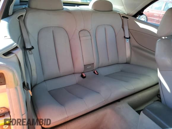 ✅ 2001 Mercedes-Benz CLK 320/430 • VIN: WDBLK70G01T075857 • Lot: 80506854. Wystawiony na Copart z przebiegiem 146 542 mil. Bezpłatny archiwum sprzedaży aukcyjnych z USA i szczegółowy raport historii pojazdu na DreamBid. Zdjęcie 10.