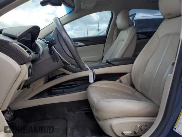 ✅ 2018 Lincoln MKZ Hybrid Reserve • VIN: 3LN6L5MU1JR623345 • Lot: 68086585. Listed on Copart with 63,368 mi. Free auction sales archive from the USA and detailed vehicle history report at DreamBid. Image 7.