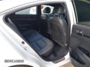 ✅ 2018 Hyundai Elantra Sport • VIN: KMHD04LB3JU456943 • Lot: 43374044. Listed on IAAI with 146,684 mi. Free auction sales archive from the USA and detailed vehicle history report at DreamBid. Image 8.