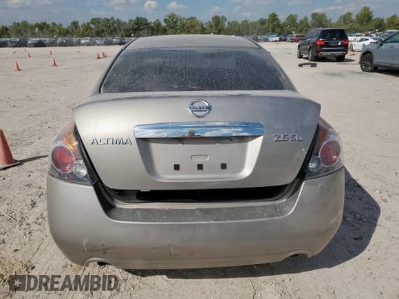 ✅ 2011 Nissan Altima SL • VIN: 1N4AL2AP3BN476998 • Lot: 82423245. Listed on Copart with 165,608 mi. Free auction sales archive from the USA and detailed vehicle history report at DreamBid. Image 6.