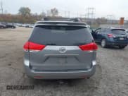 ✅ 2012 Toyota Sienna LE • VIN: 5TDKK3DC3CS234076 • Lot: 43789027. Wystawiony na IAAI z przebiegiem 189 489 mil. Bezpłatny archiwum sprzedaży aukcyjnych z USA i szczegółowy raport historii pojazdu na DreamBid. Zdjęcie 16.