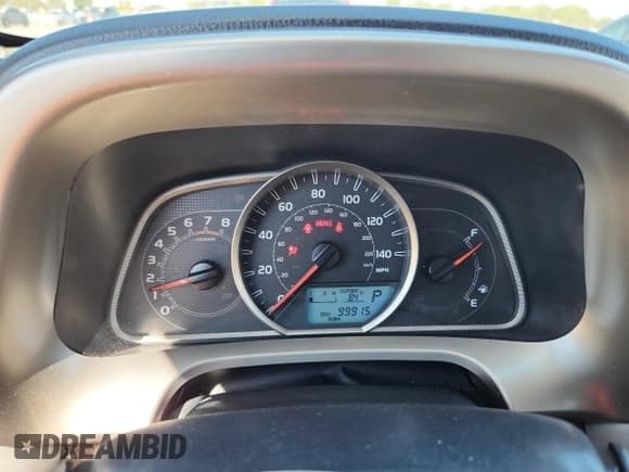 ✅ 2015 Toyota RAV4 LE • VIN: JTMZFREV0FJ055534 • Lot: 85581375. Wystawiony na Copart z przebiegiem 99 915 mil. Bezpłatny archiwum sprzedaży aukcyjnych z USA i szczegółowy raport historii pojazdu na DreamBid. Zdjęcie 9.