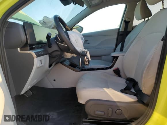 ✅ 2024 Hyundai Kona SEL • VIN: KM8HCCAB8RU063764 • Лот: 71712985. Опубликован ранее на Copart с пробегом 25 239 миль. Бесплатный доступ к архиву аукционных продаж из США и подробный отчёт об истории автомобиля на DreamBid. Изображение 7.