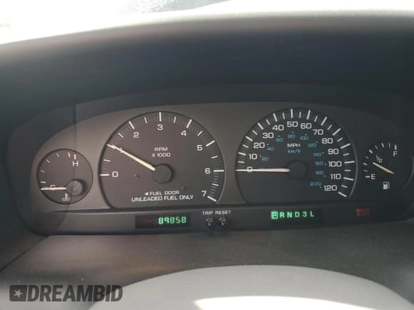 ✅ 2000 Dodge Caravan SE • VIN: 1B4GP44R3YB761354 • Lot: 89550805. Listed on Copart with 89,858 mi. Free auction sales archive from the USA and detailed vehicle history report at DreamBid. Image 9.