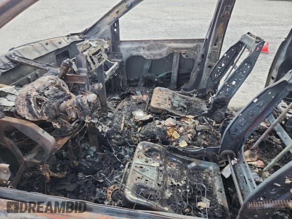 ✅ 2015 Dodge Grand Caravan SE • VIN: 2C4RDGBG3FR524577 • Lot: 82242265. Wystawiony na Copart z przebiegiem Nie podano. Bezpłatny archiwum sprzedaży aukcyjnych z USA i szczegółowy raport historii pojazdu na DreamBid. Zdjęcie 7.