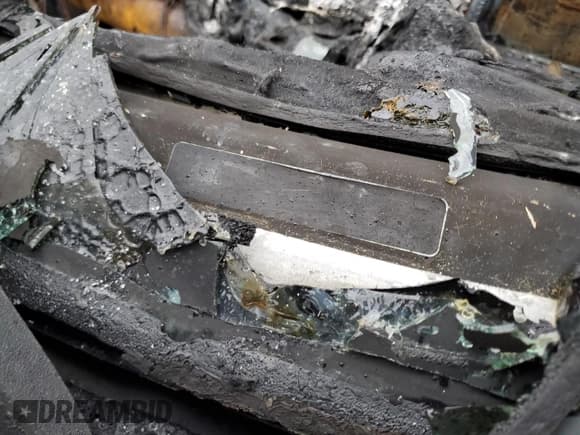 ✅ 2024 GMC Sierra 1500 Pro • VIN: 3GTNHAEKXRG340148 • Лот: 85989354. Опубликован ранее на Copart с пробегом Не указан. Бесплатный доступ к архиву аукционных продаж из США и подробный отчёт об истории автомобиля на DreamBid. Изображение 12.