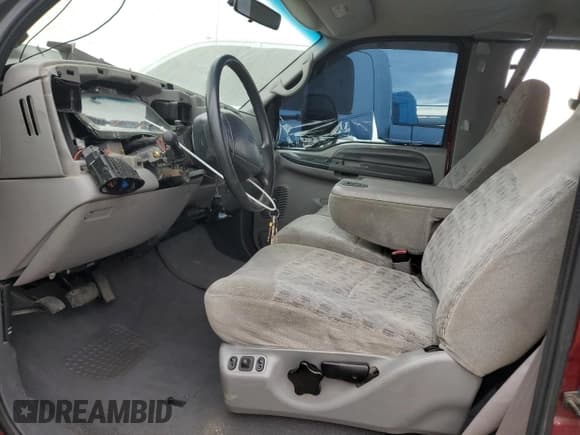 ✅ 1999 Ford F-250 XL • VIN: 1FTNX21F6XED44400 • Lot: 85961445. Listed on Copart with 117,416 mi. Free auction sales archive from the USA and detailed vehicle history report at DreamBid. Image 7.