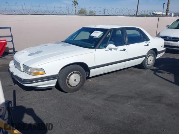 ✅ 1995 Buick LeSabre Custom • VIN: 1G4HP52L5SH533111 • Lot: 42086587. Wystawiony na IAAI z przebiegiem 233 365 mil. Bezpłatny archiwum sprzedaży aukcyjnych z USA i szczegółowy raport historii pojazdu na DreamBid. Zdjęcie 2.