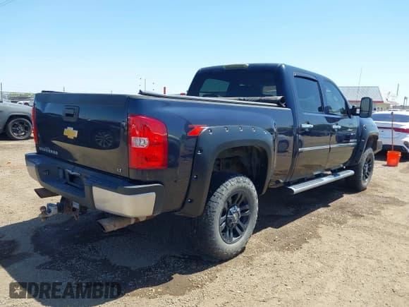 ✅ 2013 Chevrolet Silverado 2500HD LT • VIN: 1GC1KXCG8DF144317 • Lot: 41984092. Listed on IAAI with 98,202 mi. Free auction sales archive from the USA and detailed vehicle history report at DreamBid. Image 4.