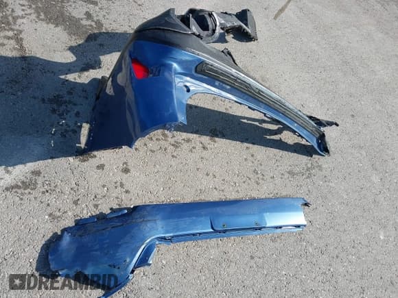 ✅ 2025 Subaru Forester • VIN: JF2SLDAC0SH572448 • Lot: 43095322. Listed on IAAI with 1,473 mi. Free auction sales archive from the USA and detailed vehicle history report at DreamBid. Image 12.