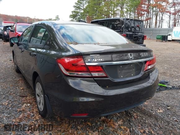 ✅ 2014 Honda Civic LX • VIN: 2HGFB2F57EH529811 • Лот: 43683528. Опубликован ранее на IAAI с пробегом 135 823 миль. Бесплатный доступ к архиву аукционных продаж из США и подробный отчёт об истории автомобиля на DreamBid. Изображение 3.