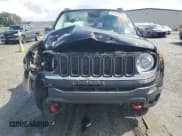 ✅ 2017 Jeep Renegade Trailhawk • VIN: ZACCJBCB2HPG41420 • Lot: 67131515. Wystawiony na Copart z przebiegiem 68 555 mil. Bezpłatny archiwum sprzedaży aukcyjnych z USA i szczegółowy raport historii pojazdu na DreamBid. Zdjęcie 5.