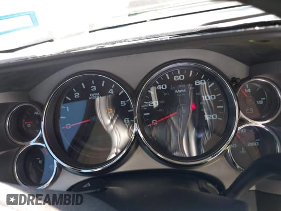 ✅ 2007 Chevrolet Silverado 1500 Work Truck • VIN: 2GCEC13C571528768 • Lot: 41990590. Listed on IAAI with 221,192 mi. Free auction sales archive from the USA and detailed vehicle history report at DreamBid. Image 7.