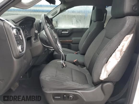 ✅ 2021 GMC Sierra 1500 SLE • VIN: 1GTR9BED5MZ218652 • Лот: 69113615. Опубликован ранее на Copart с пробегом 24 820 миль. Бесплатный доступ к архиву аукционных продаж из США и подробный отчёт об истории автомобиля на DreamBid. Изображение 7.