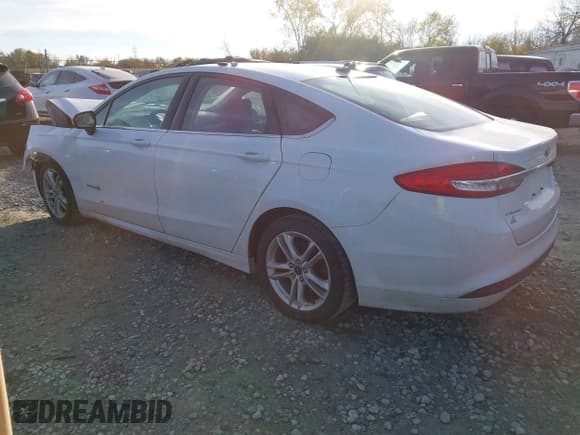 ✅ 2018 Ford Fusion SE • VIN: 3FA6P0LU4JR169997 • Lot: 43556652. Listed on IAAI with 119,771 mi. Free auction sales archive from the USA and detailed vehicle history report at DreamBid. Image 3.