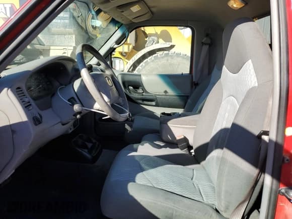 ✅ 2001 Mazda B-Series DS • VIN: 4F4YR12U31TM27467 • Lot: 73532224. Listed on Copart with 89,270 mi. Free auction sales archive from the USA and detailed vehicle history report at DreamBid. Image 7.