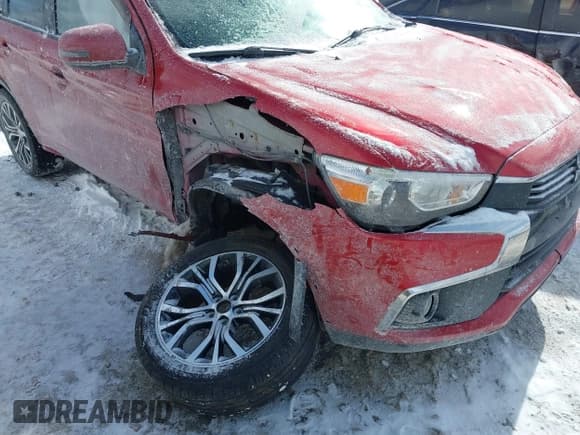 ✅ 2017 Mitsubishi Outlander ES • VIN: JA4AP3AU8HZ021411 • Lot: 41585776. Listed on IAAI with 76,505 mi. Free auction sales archive from the USA and detailed vehicle history report at DreamBid. Image 6.