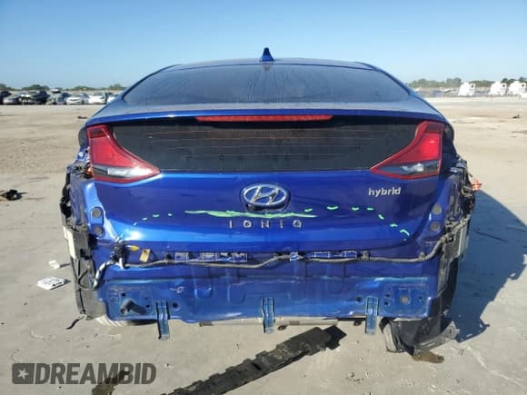 ✅ 2022 Hyundai Ioniq SE • VIN: KMHC75LC0NU270840 • Lot: 87878605. Wystawiony na Copart z przebiegiem 79 186 mil. Bezpłatny archiwum sprzedaży aukcyjnych z USA i szczegółowy raport historii pojazdu na DreamBid. Zdjęcie 6.