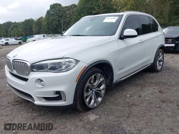 ✅ 2018 BMW X5 xDrive35d • VIN: 5UXKS4C59J0Y17629 • Лот: 43379408. Опубликован ранее на IAAI с пробегом 162 174 миль. Бесплатный доступ к архиву аукционных продаж из США и подробный отчёт об истории автомобиля на DreamBid. Изображение 6.